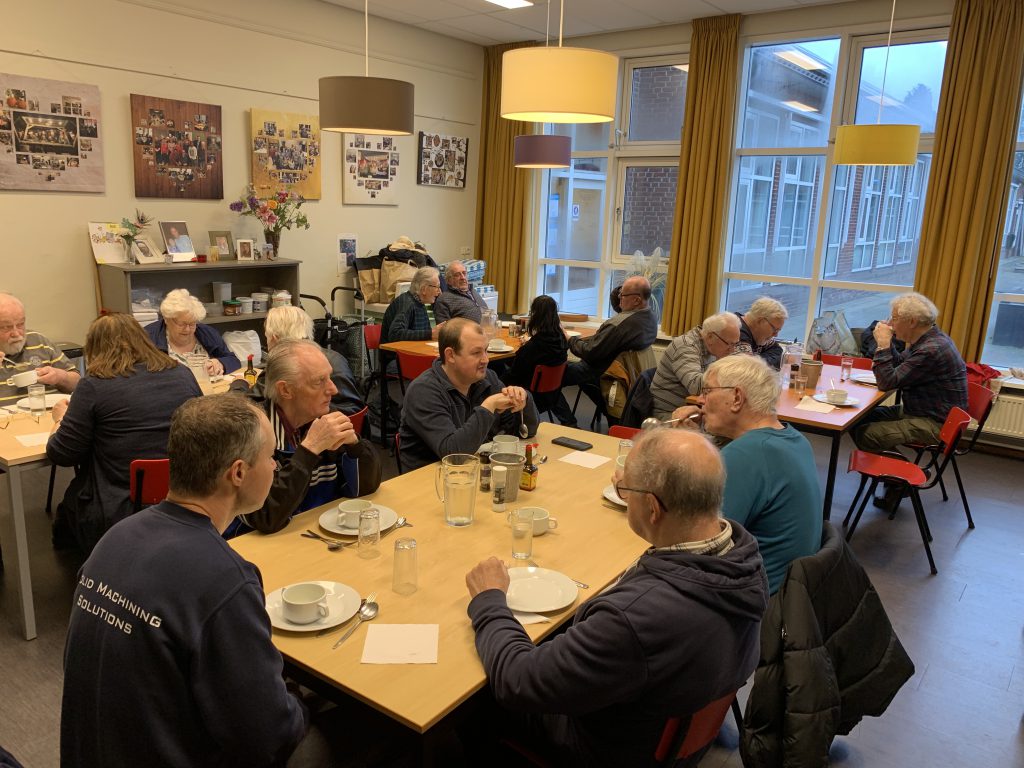 samen aan tafel bergeijk